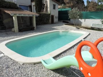 Piscine coque Pacifica sable Piscines Ibiza Fons Ardèche